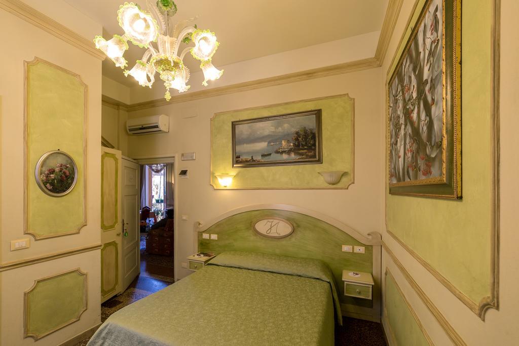 Antica Residenza D'Azeglio Room&Breakfast Di Charme Bologna Eksteriør bilde