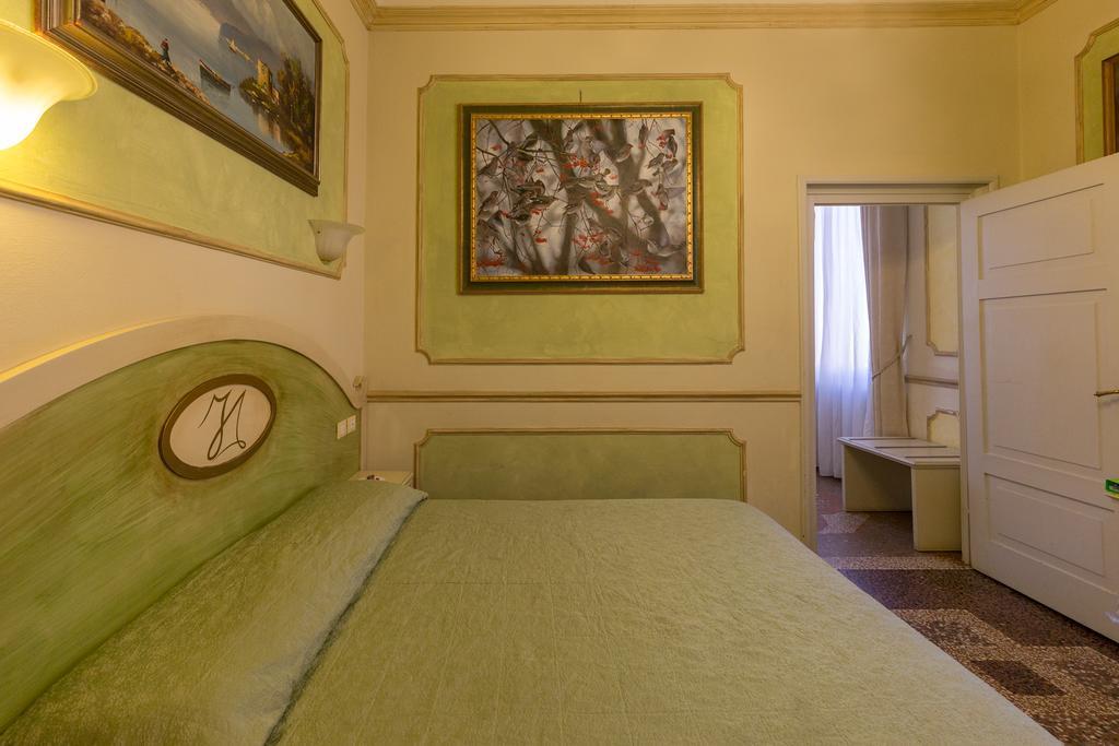 Antica Residenza D'Azeglio Room&Breakfast Di Charme Bologna Eksteriør bilde